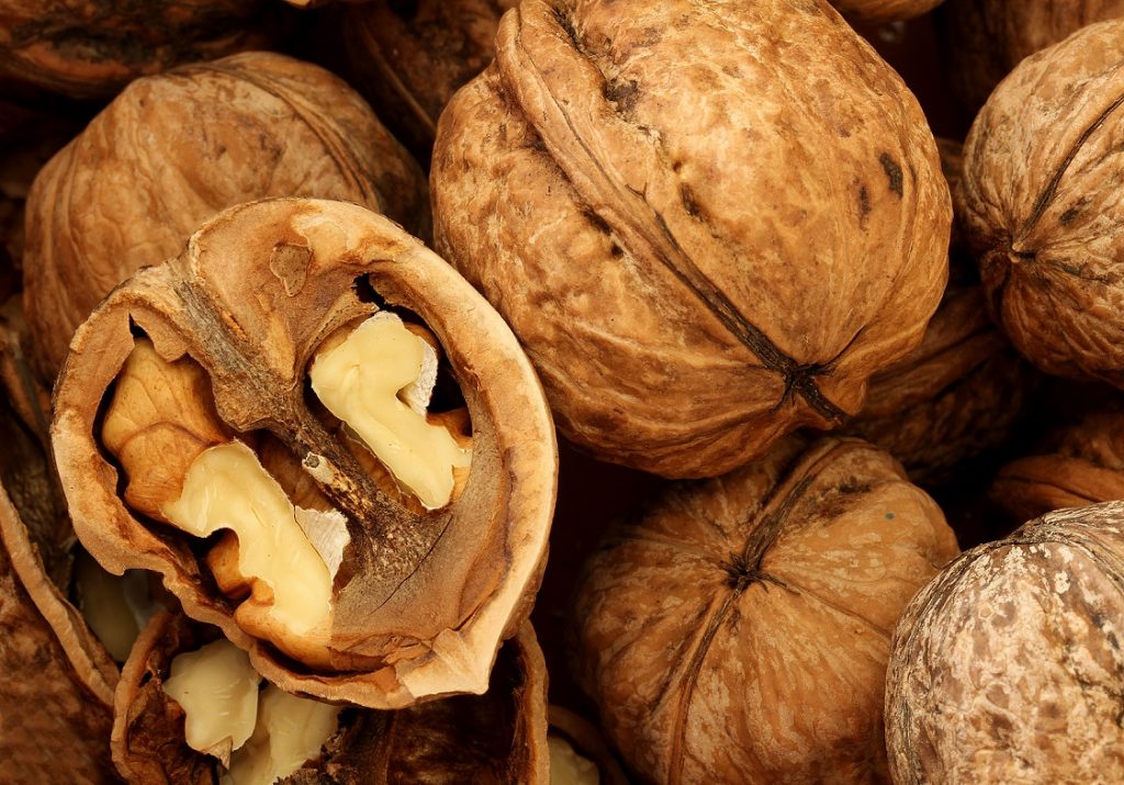 California walnuts amid great season