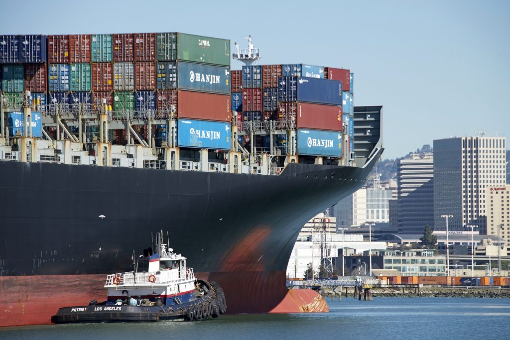 Port of Oakland's five-year strategic plan: market growth, new jobs, modernization