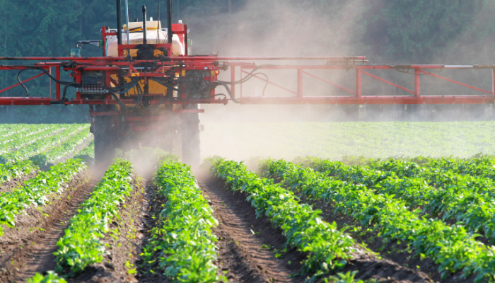 Ways agricultural pesticides can contaminate water