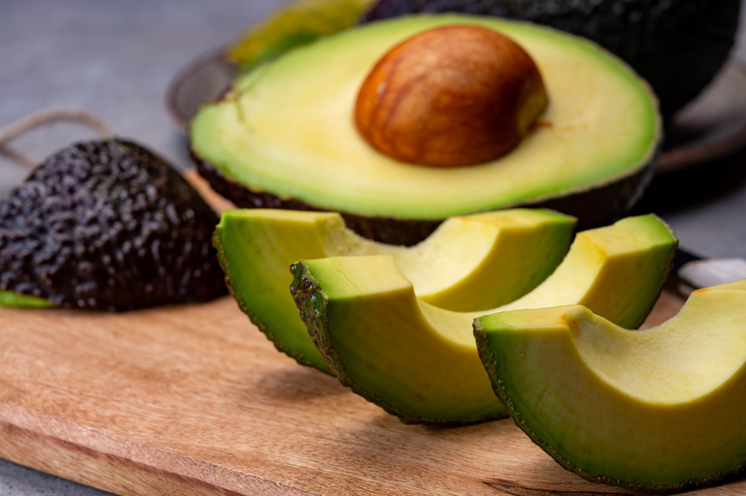 Mexican avocado shipments drop as California and Colombia ramp up - Vimarsana News
