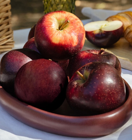 Australian-bred apples make their debut in the U.S.