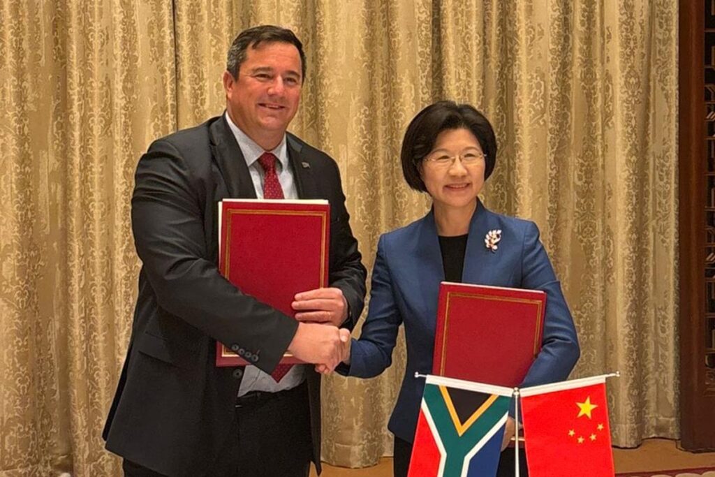 China opens doors to multiple South African stone fruits in landmark agreement