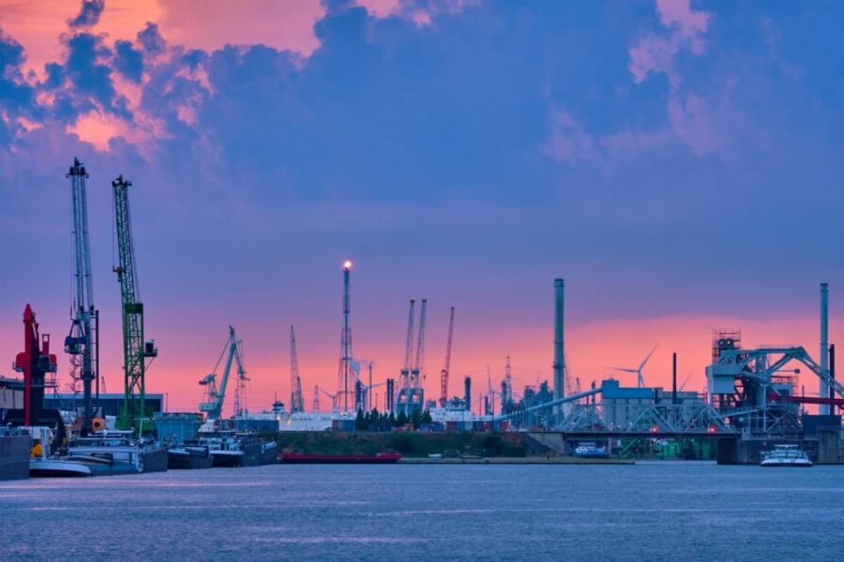 US becomes top partner as Port of Antwerp container traffic holds stable in 2025