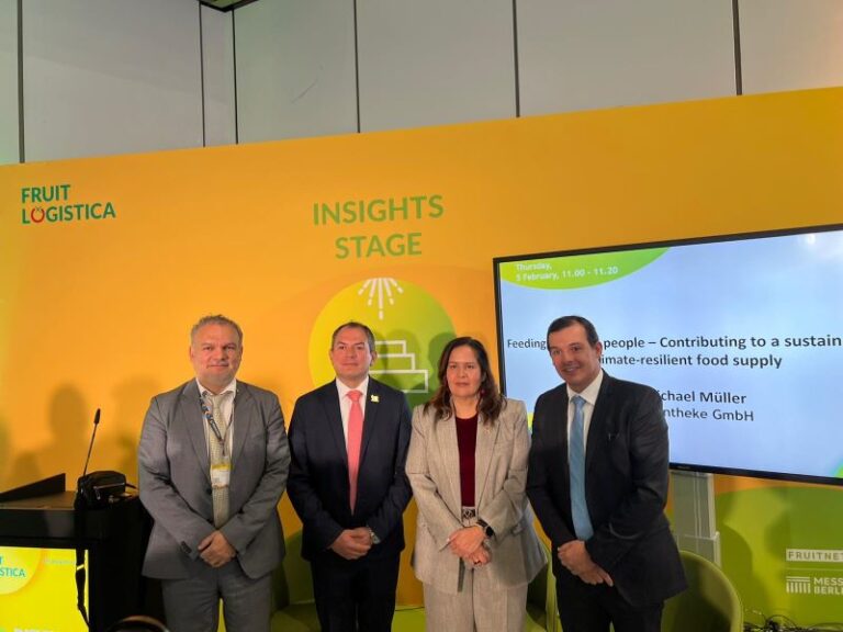 Colombian banana sector representatives in Fruit Logistica