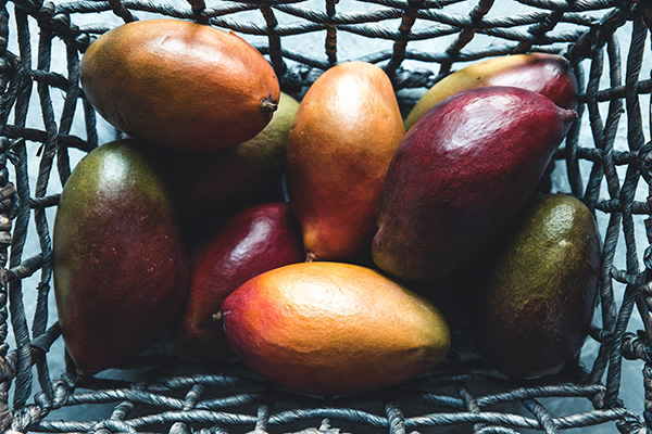 Basket of mangos, potentially in Russia