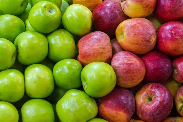 Chilean apples