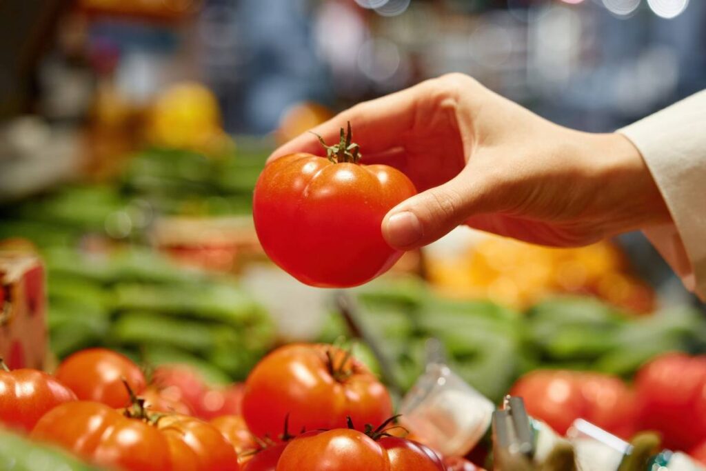 USITC maintains antidumping duties on Mexican tomato imports