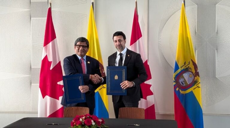 Ecuador signs Free Trade Agreement with Canada