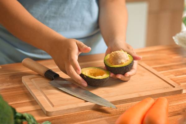 chopping avocados