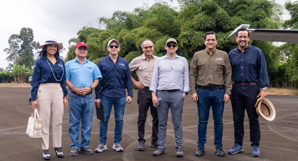 IMF delegation inspects Ecuadorian banana sector