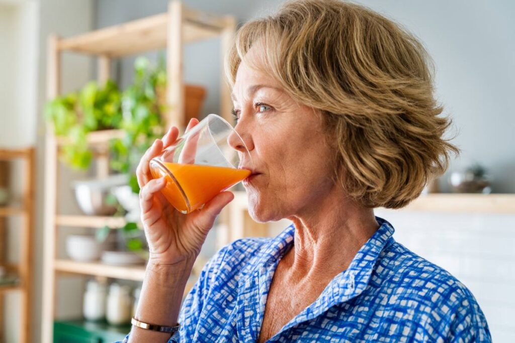 High vitamin C levels may improve brain health in aging adults, study says