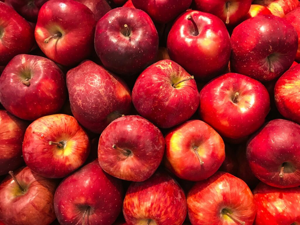 Tight Australian supplies keep apple prices up