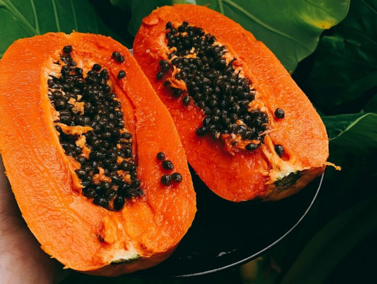 Dwarf papayas