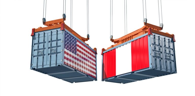 Peruvian and American containers, potentially at the Port of Callao